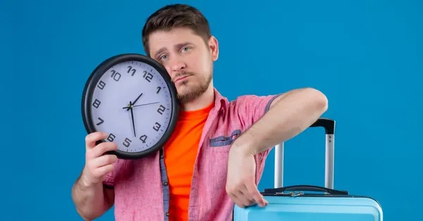 Avionul tău a plecat mai devreme decât ora de plecare planificată? Ți se cuvin despăgubiri!