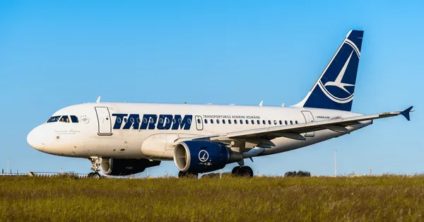Zborul întârziat sau anulat Tarom - cum să obții o compensație? 