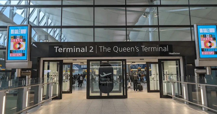 Heathrow wznawia działalność po pożarze. Co dalej z lotniskiem?