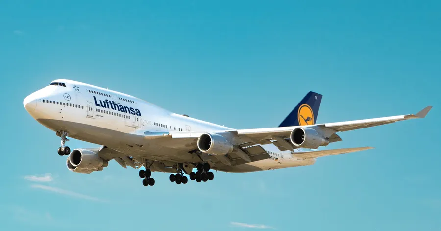 Lufthansa idzie śladem tanich linii? Nowa taryfa bez bagażu podręcznego