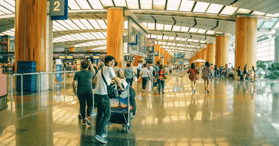 Największe lotniska na świecie - które porty lotnicze są rekordzistami?