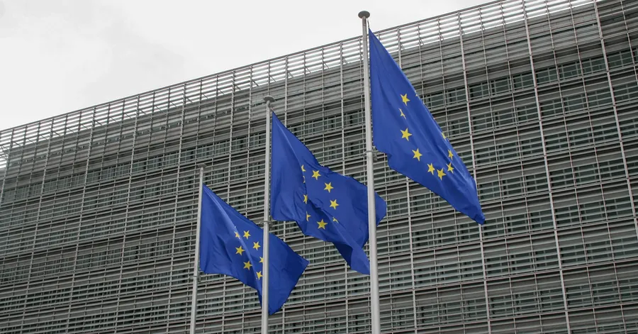 Rozporządzenie EU 261/2004 - czym jest i co oznacza dla pasażerów lotniczych?