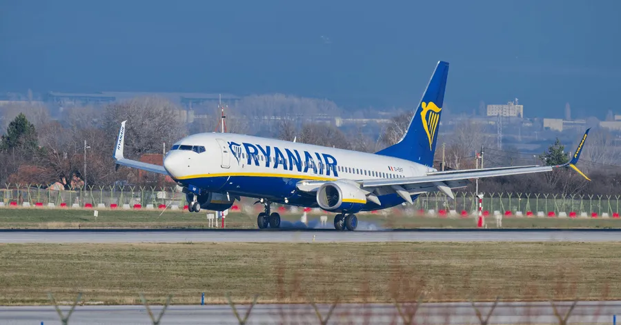 Ryanair ogłosił rozkład lotów na lato 2026. Nowe połączenia z Okęcia i Modlina