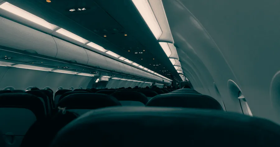 Turbulencias en un vuelo: causas, efectos y cómo manejarlas adecuadamente